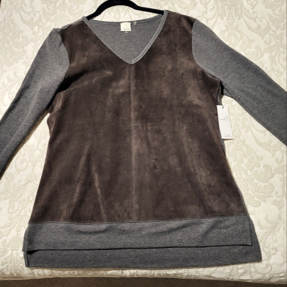 NWT Ecru suede and knit blouse